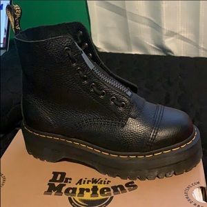 Dr.Martens Boots